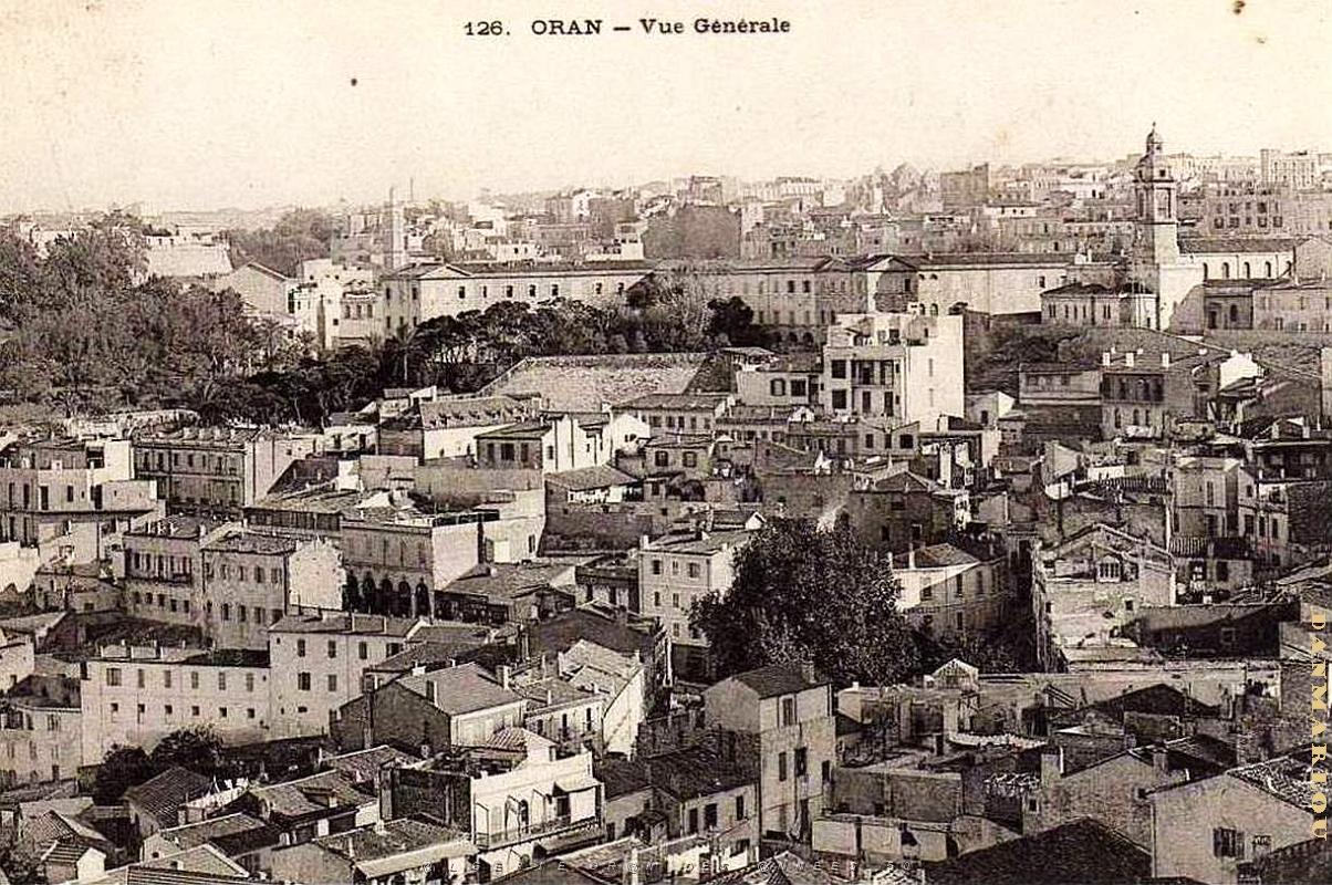 MB a- 063- vue generale de la marine.jpg